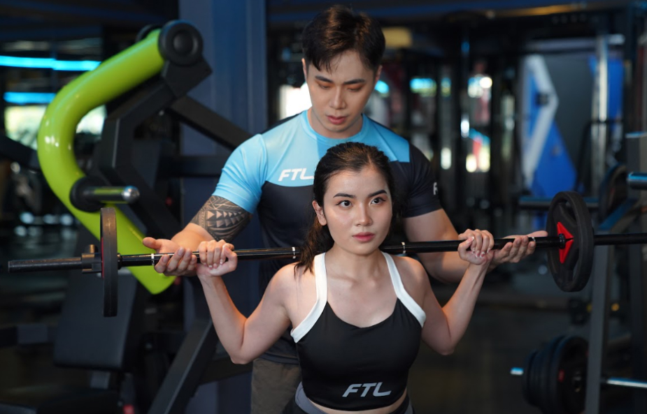 Panduan Lengkap: Program Latihan Gym untuk Pemula, Raih Kebugaran dengan Aman dan Efektif